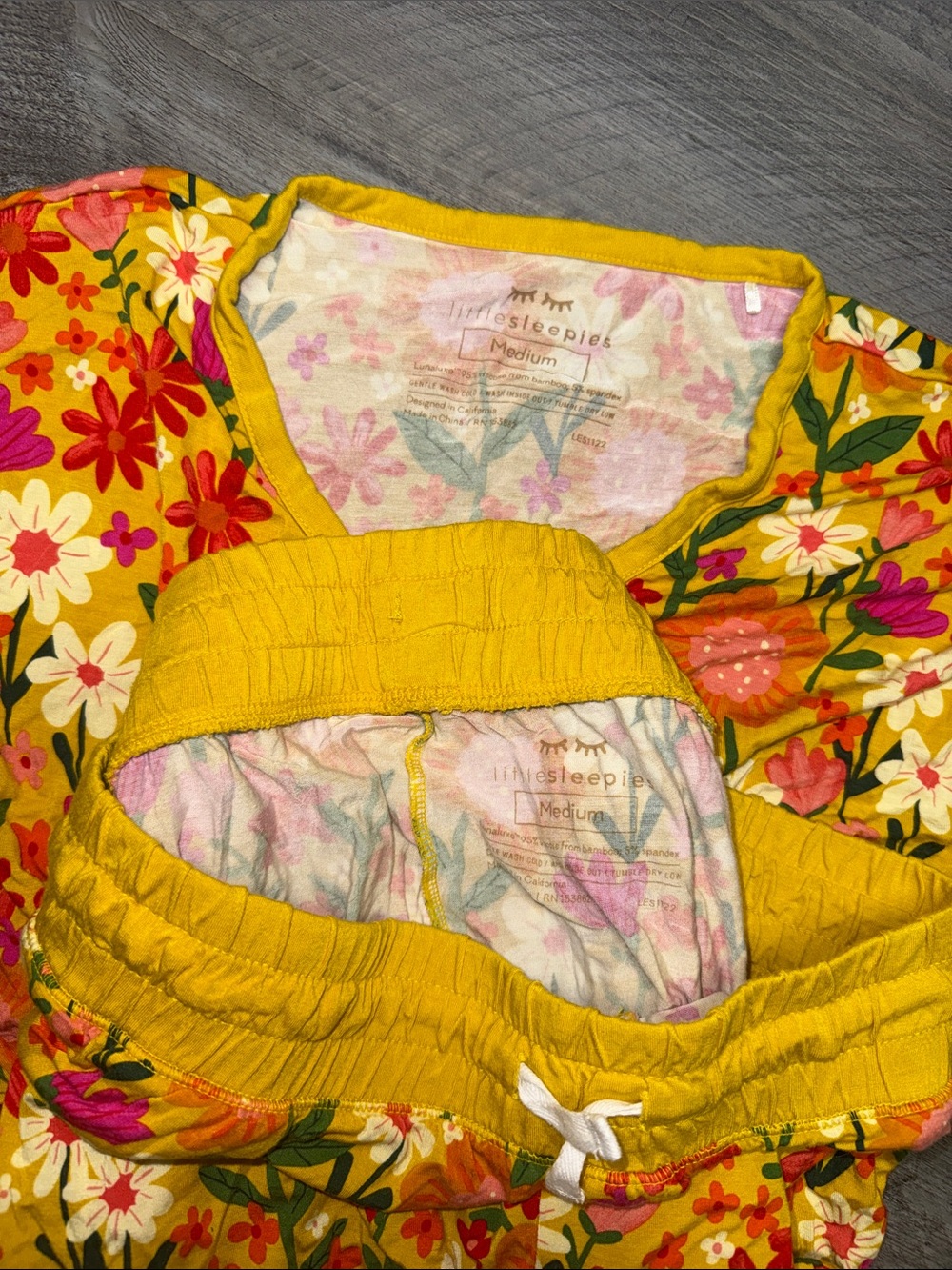 Little Sleepies pajama set top bottom pants shirt - Picture 4 of 4